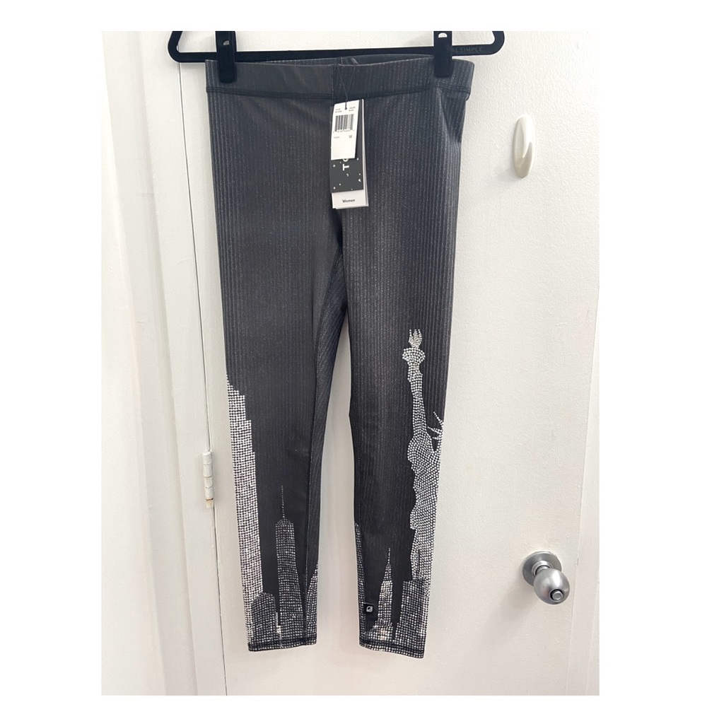 Terez NWT size Medium NYC leggings